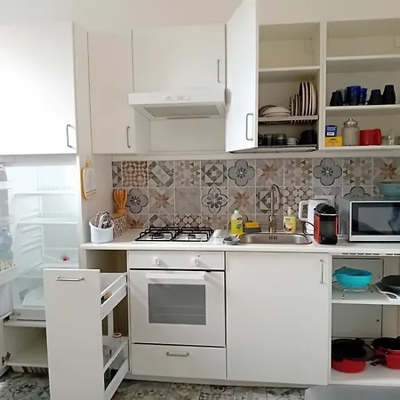 Lägenhet A Mae Riva - La Tua Casa Al Porto *